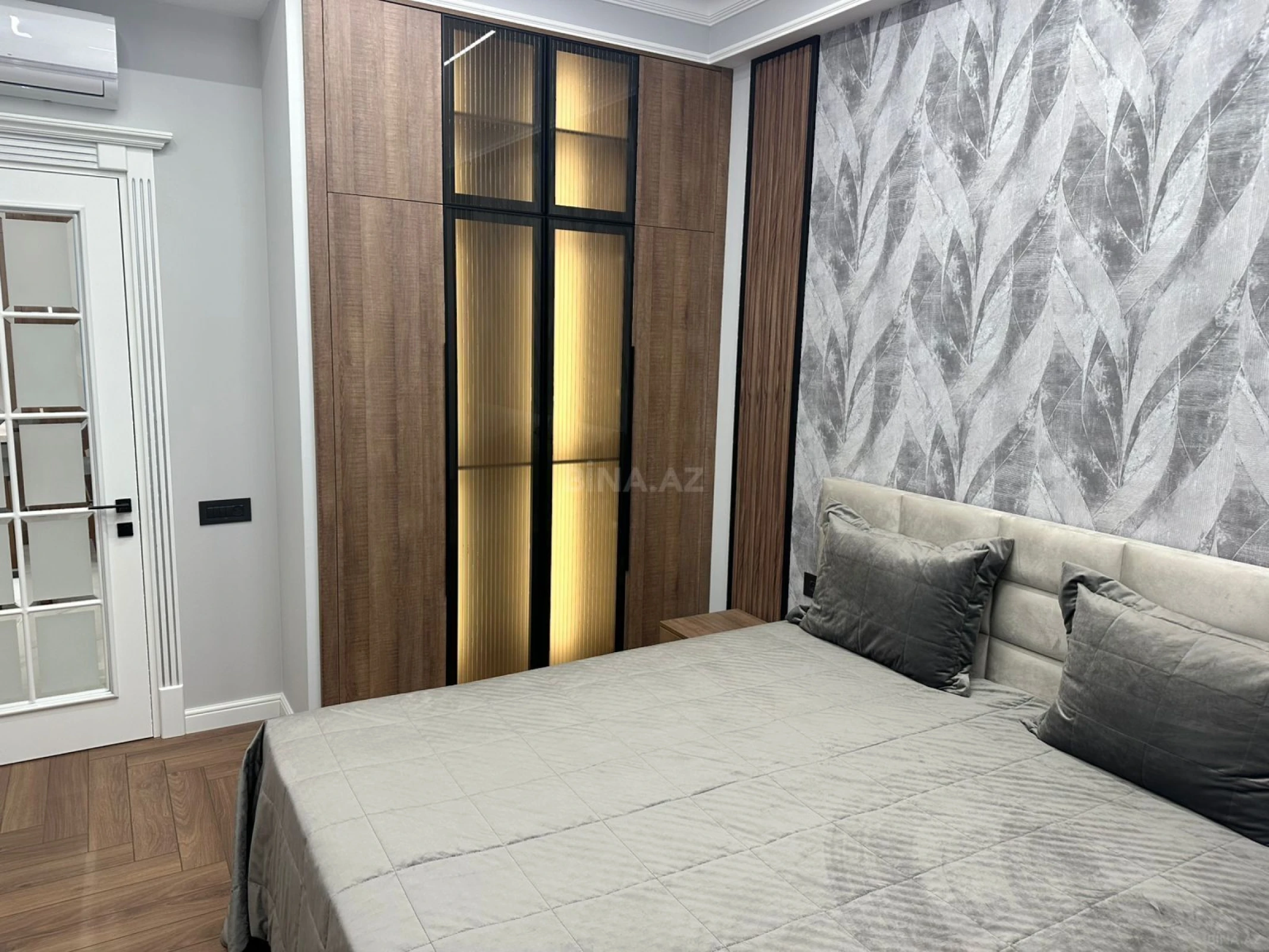 Kirayə verilir 2 otaqlı mənzil 75 m²