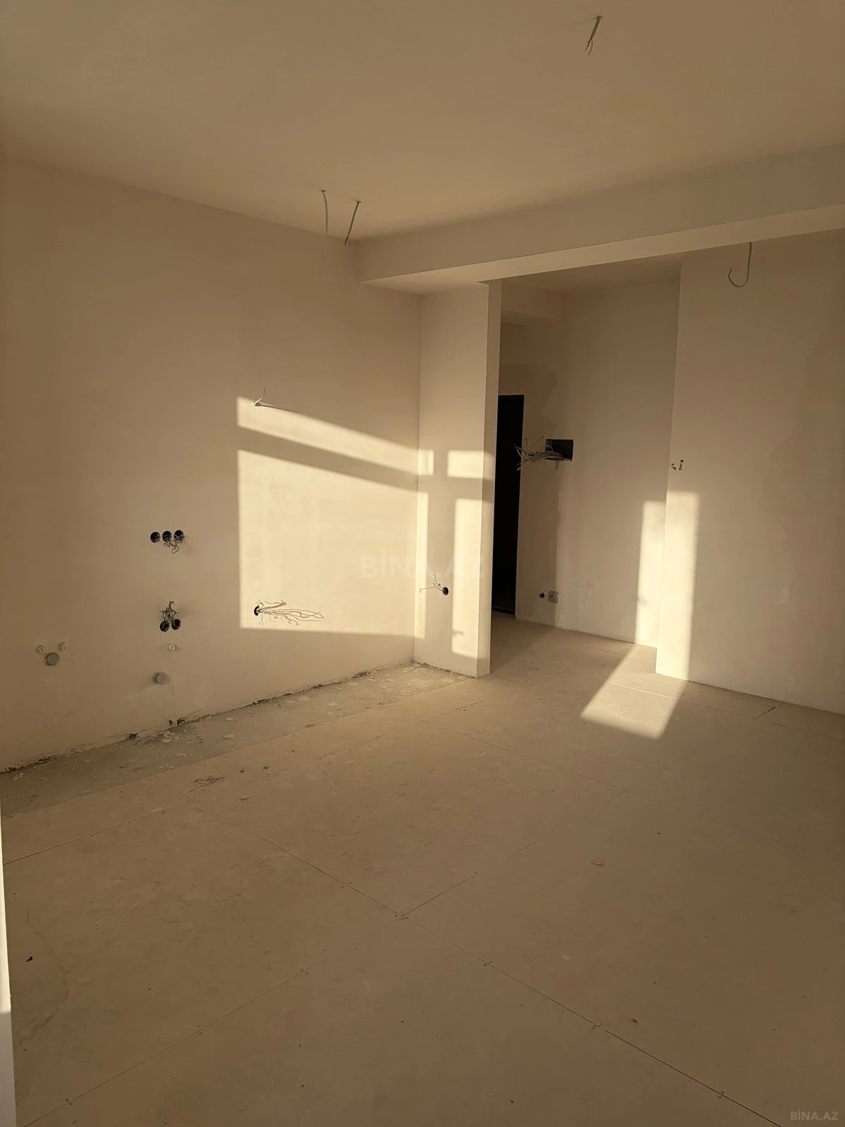Satılır 3 otaqlı mənzil 77 m²