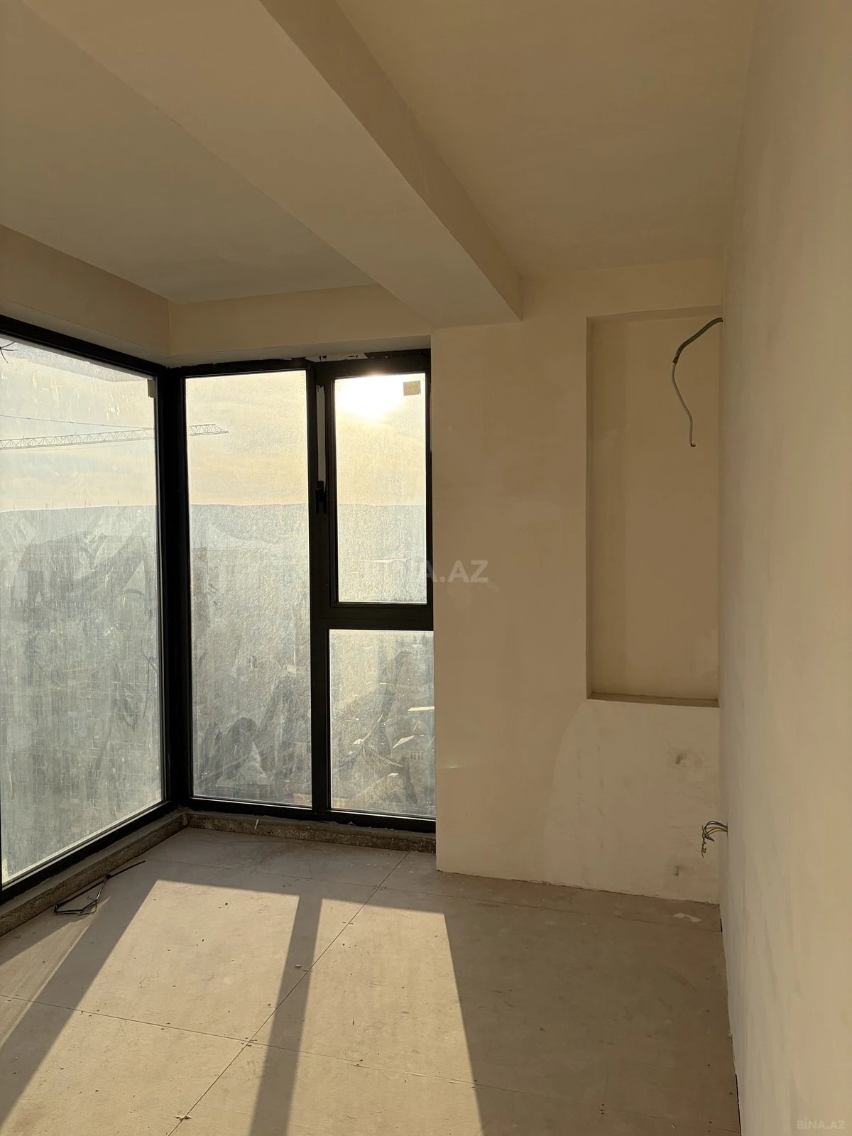 Satılır 3 otaqlı mənzil 77 m²