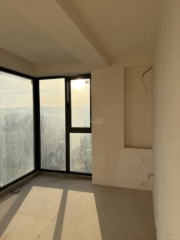 Satılır 3 otaqlı mənzil 77 m²