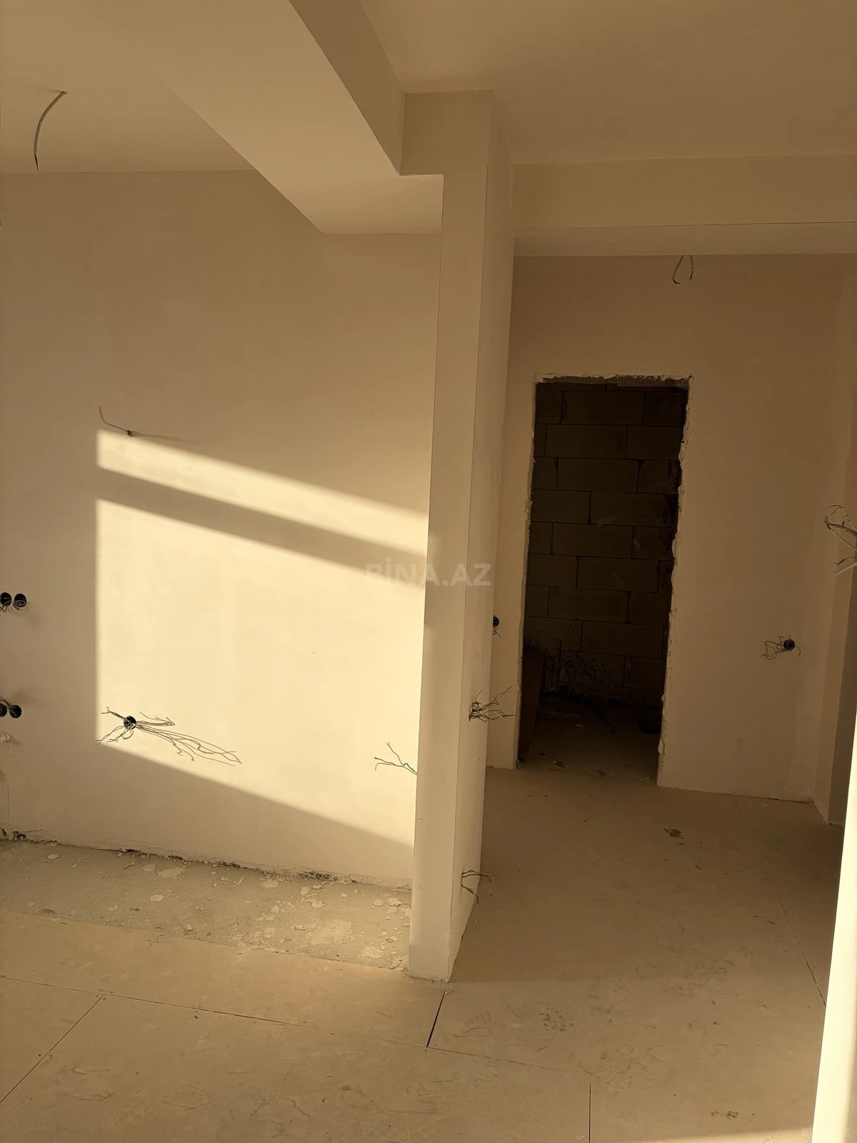 Satılır 3 otaqlı mənzil 77 m²