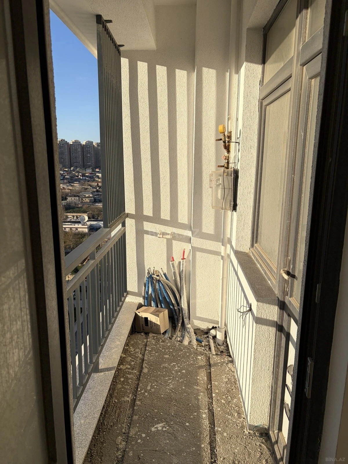 Satılır 3 otaqlı mənzil 77 m²