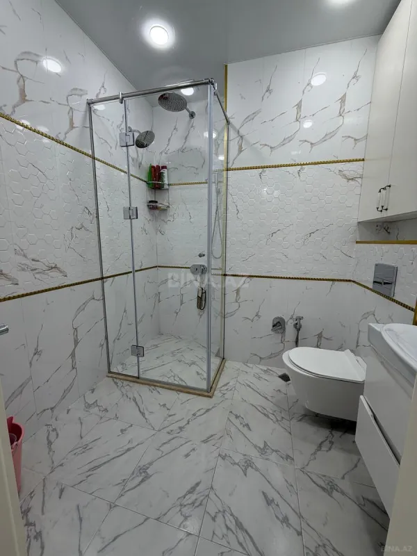 Satılır 2 otaqlı mənzil 110 m²