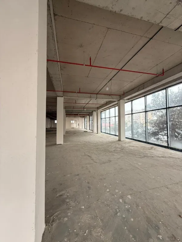 Satılır obyekt 205 m²