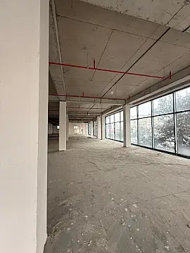 Satılır obyekt 205 m²