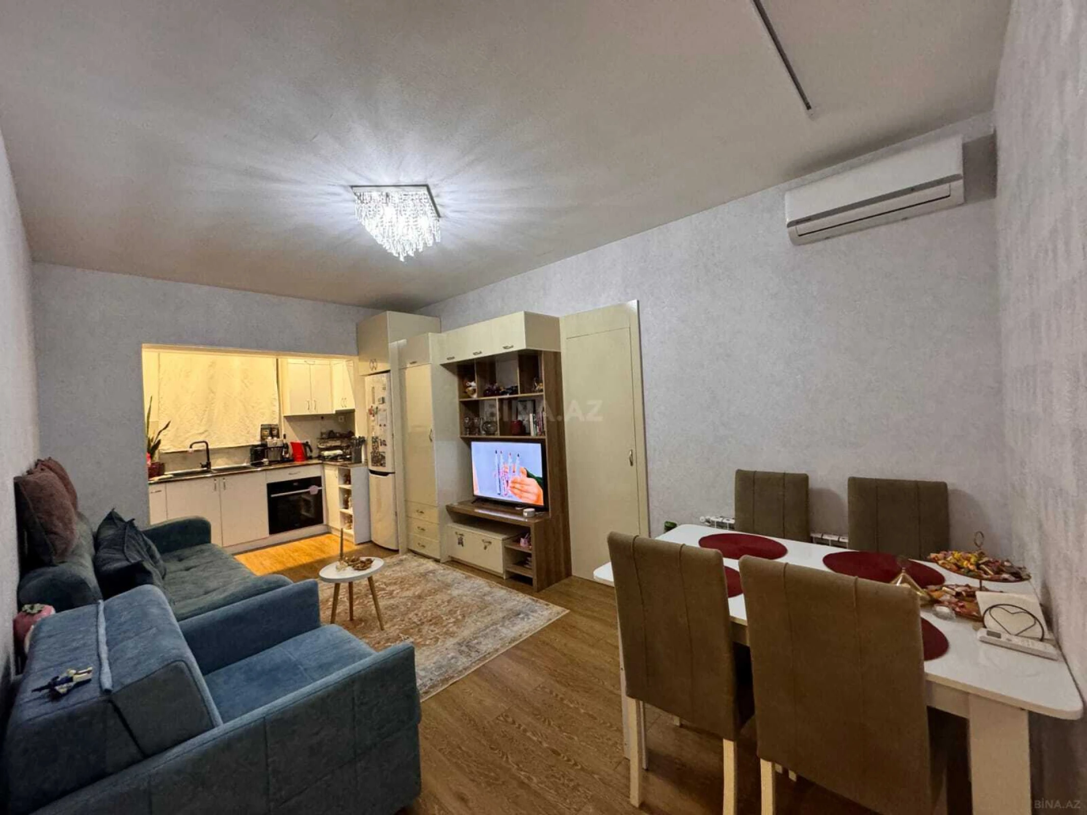 Satılır 2 otaqlı mənzil 60 m²