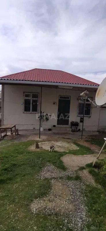 Satılır 3 otaqlı həyət evi 65 m²