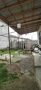 Satılır 3 otaqlı həyət evi 65 m²