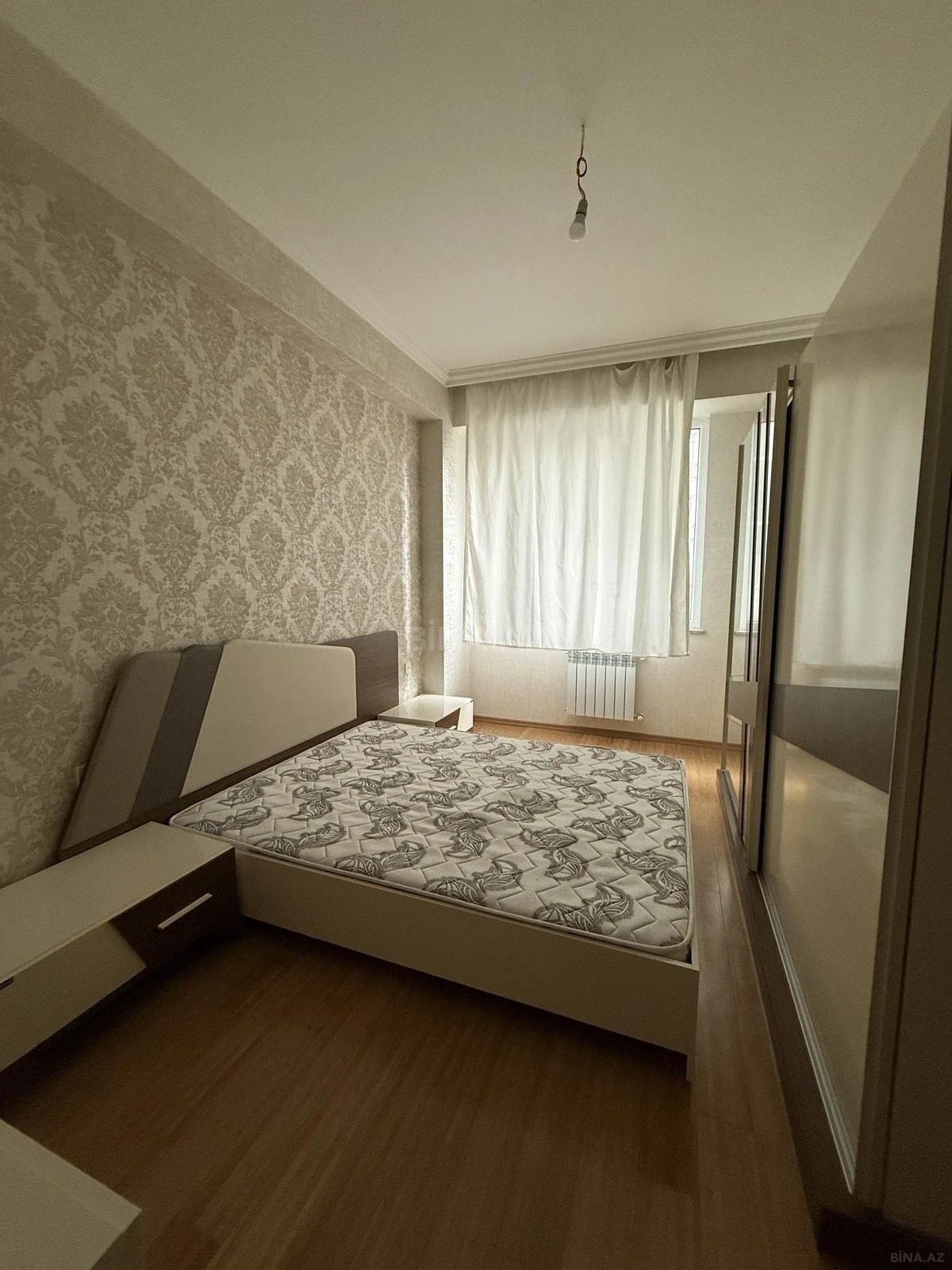 Kirayə verilir 2 otaqlı mənzil 70 m²
