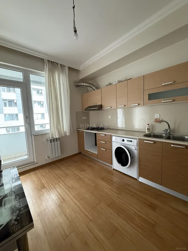 Kirayə verilir 2 otaqlı mənzil 70 m²