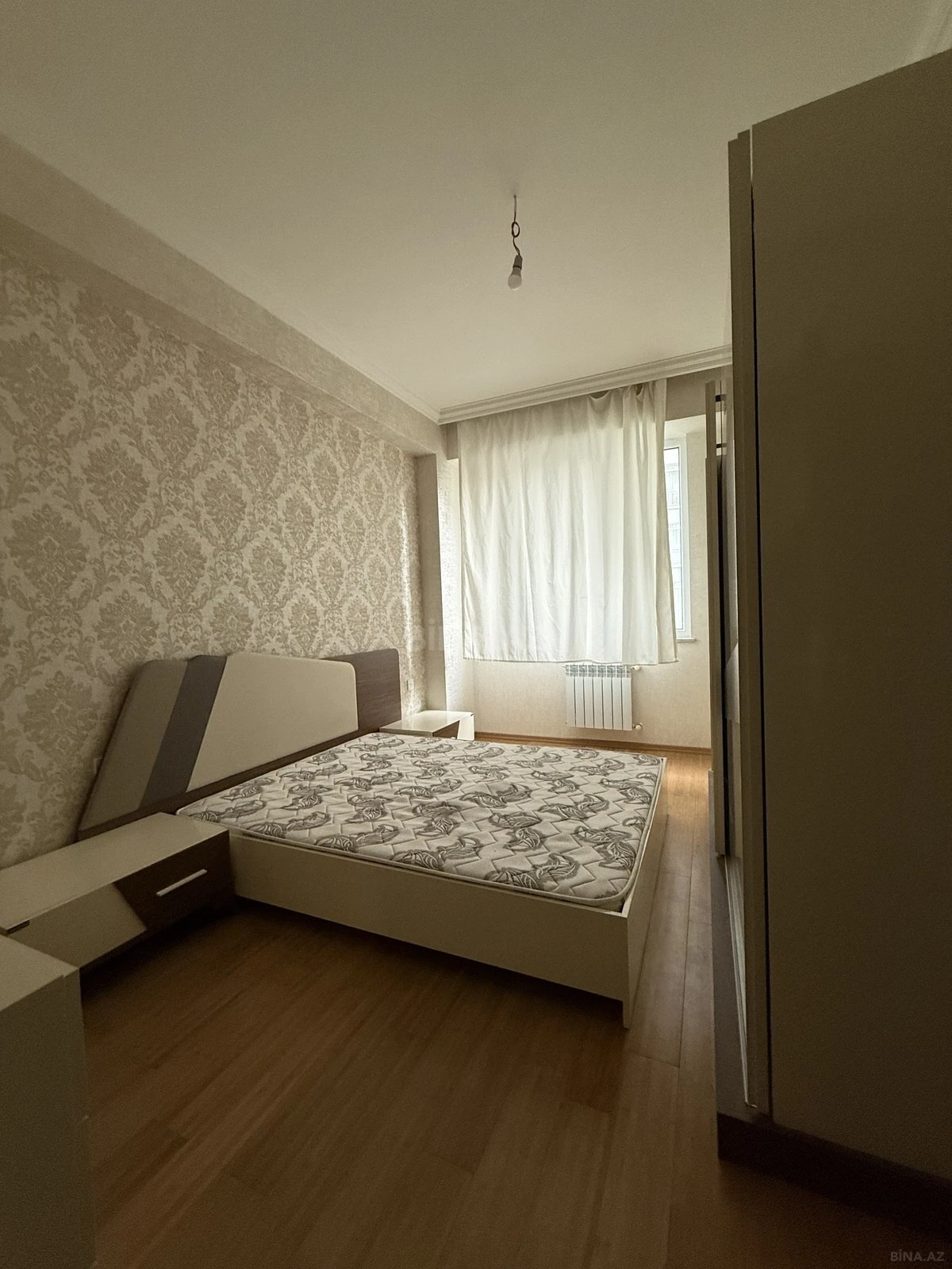 Kirayə verilir 2 otaqlı mənzil 70 m²