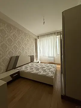 Kirayə verilir 2 otaqlı mənzil 70 m²