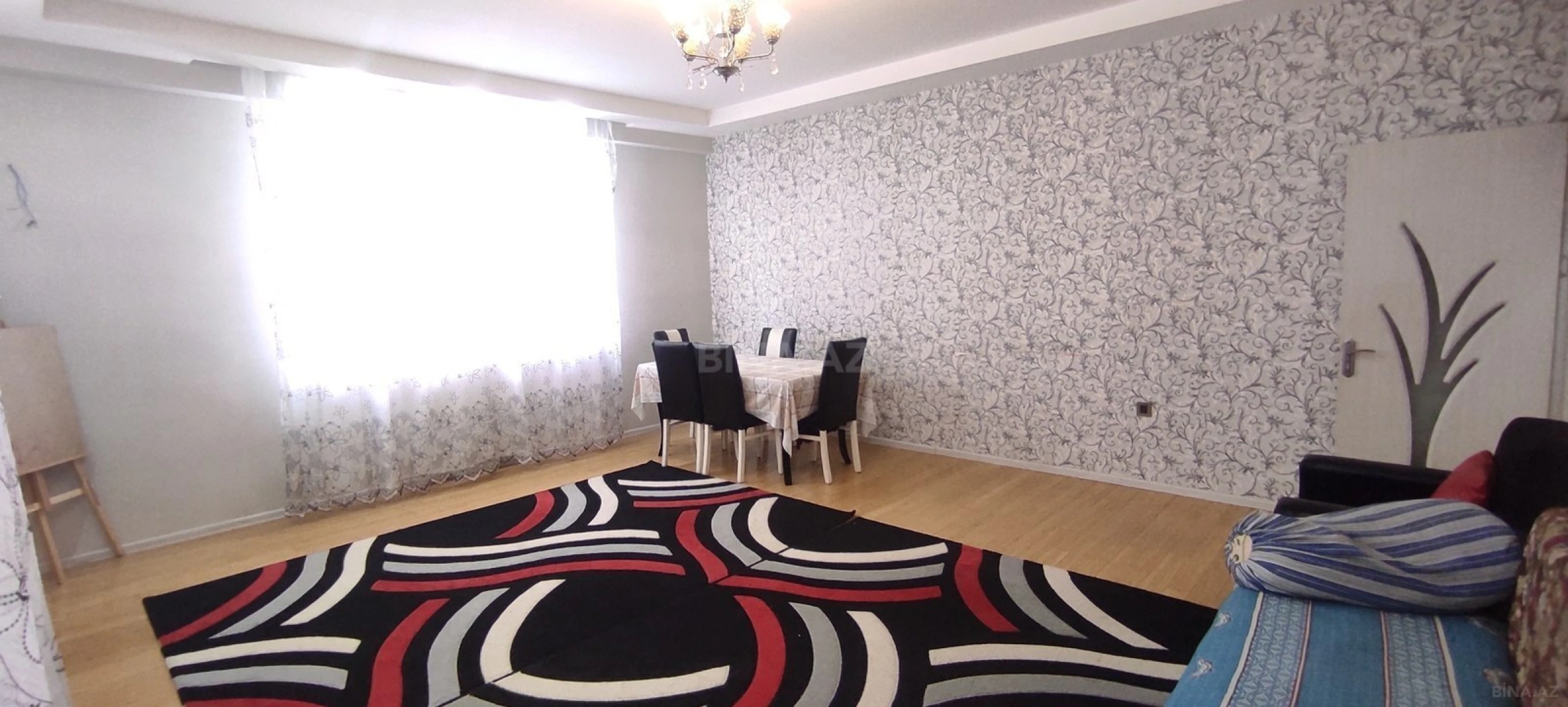 Satılır 3 otaqlı mənzil 106 m²