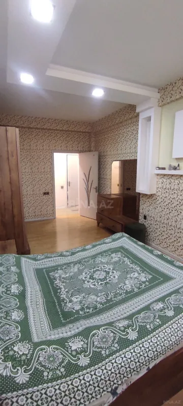 Satılır 3 otaqlı mənzil 106 m²