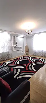 Satılır 3 otaqlı mənzil 106 m²