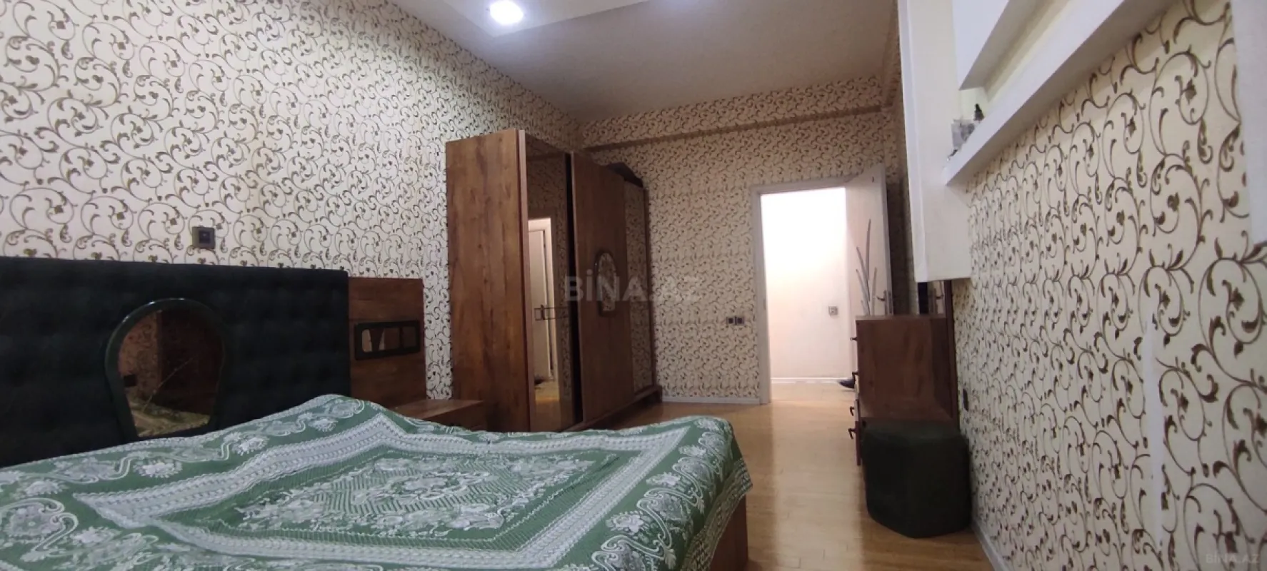 Satılır 3 otaqlı mənzil 106 m²