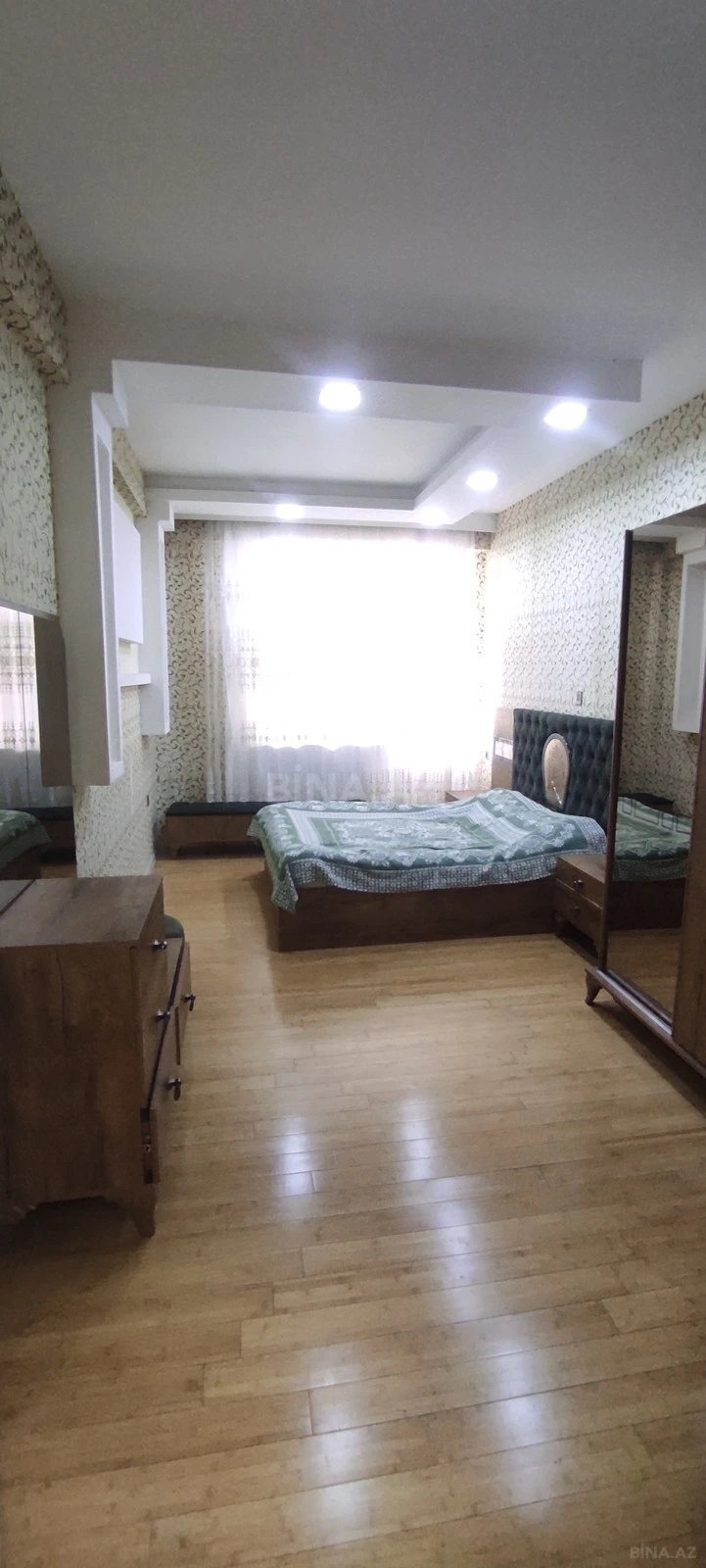 Satılır 3 otaqlı mənzil 106 m²