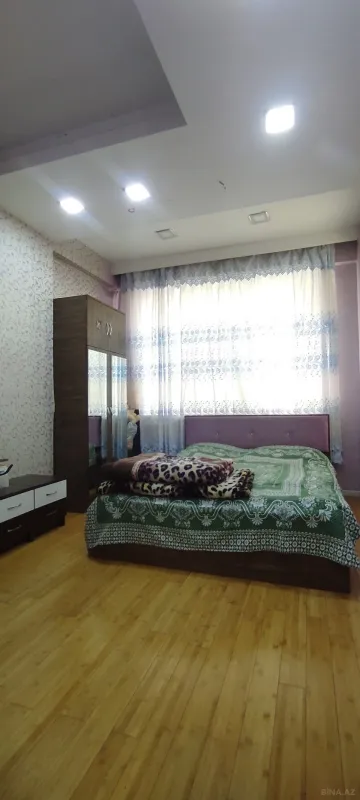 Satılır 3 otaqlı mənzil 106 m²