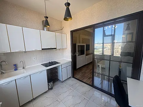 Kirayə verilir 3 otaqlı mənzil 90 m²