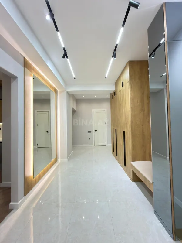 Satılır 3 otaqlı mənzil 119 m²