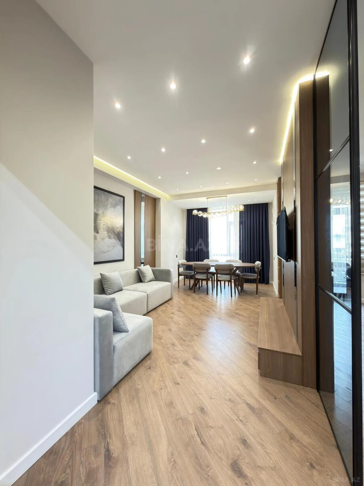 Satılır 3 otaqlı mənzil 119 m²