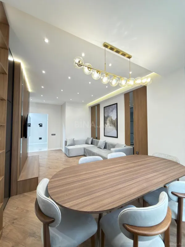 Satılır 3 otaqlı mənzil 119 m²