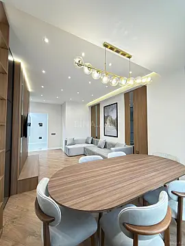 Satılır 3 otaqlı mənzil 119 m²