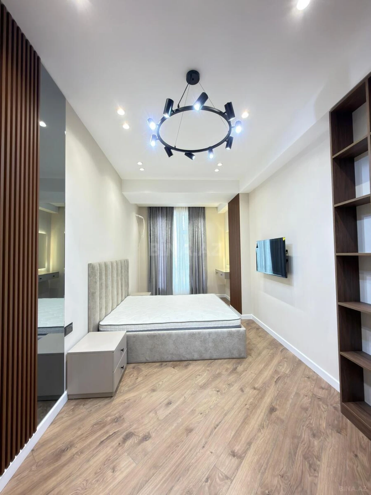 Satılır 3 otaqlı mənzil 119 m²