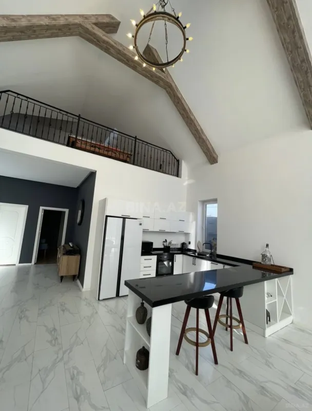 Kirayə verilir 5 otaqlı həyət evi 220 m²