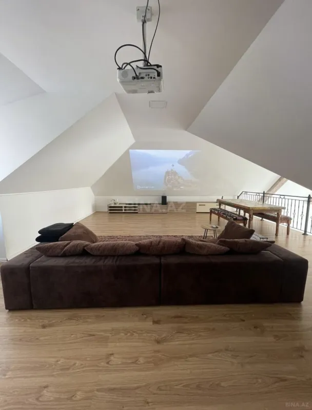 Kirayə verilir 5 otaqlı həyət evi 220 m²