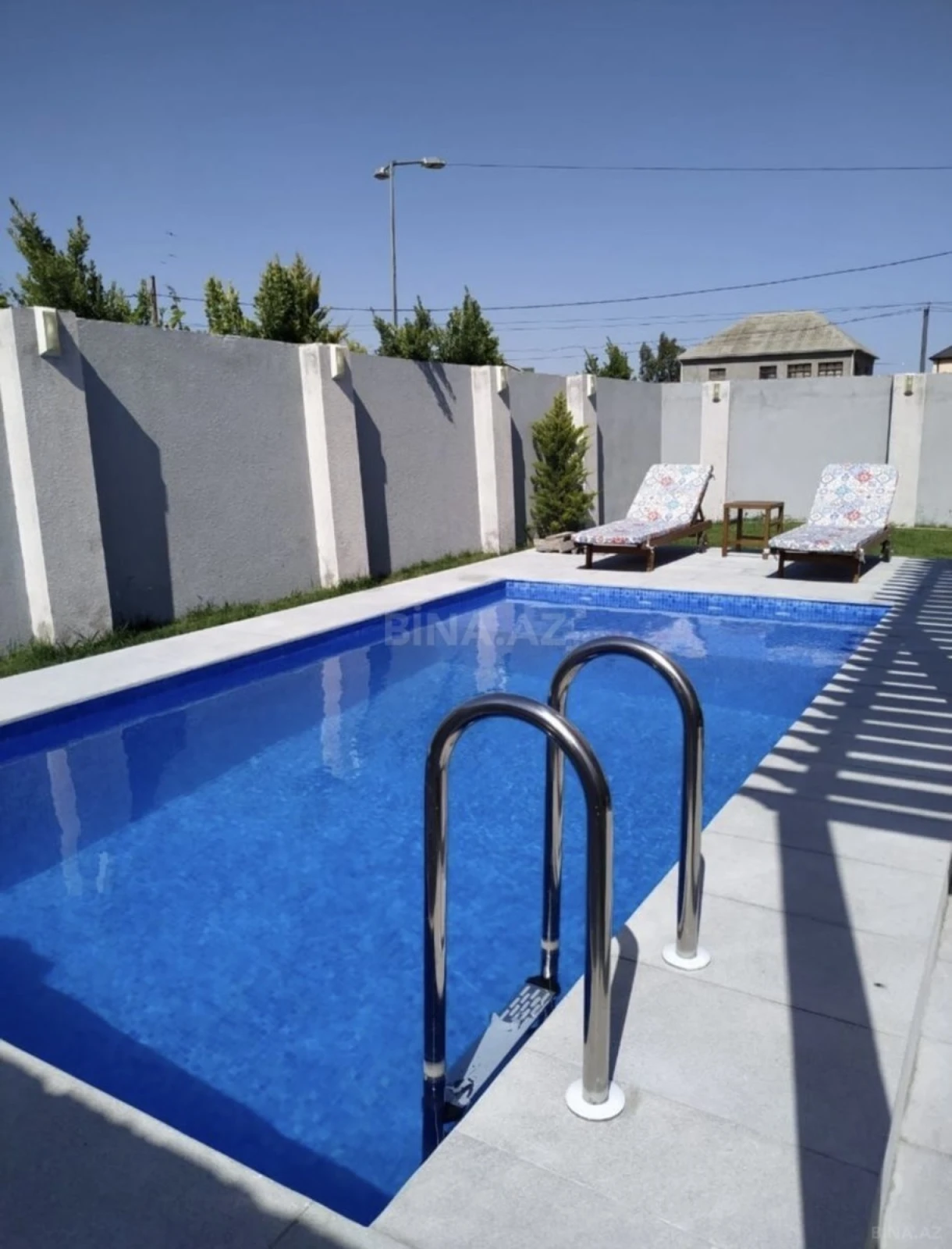 Kirayə verilir 5 otaqlı həyət evi 220 m²