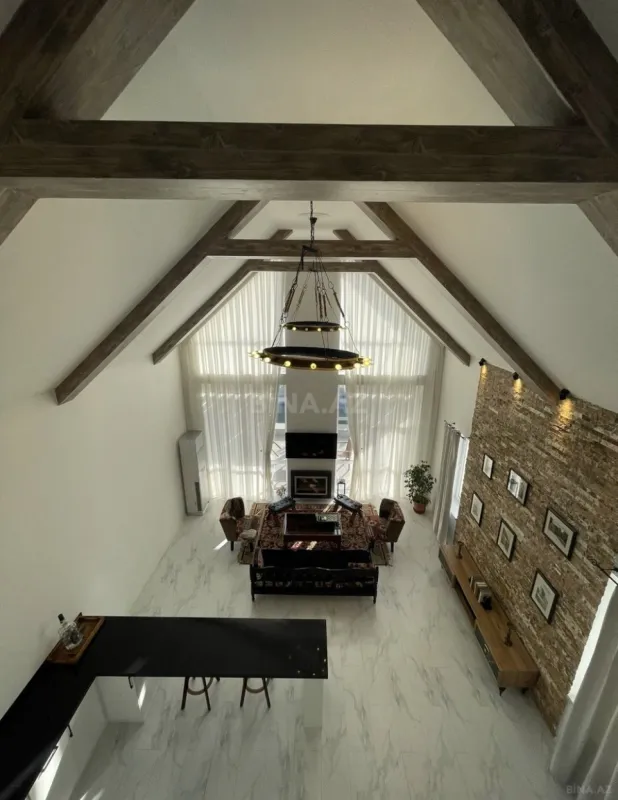 Kirayə verilir 5 otaqlı həyət evi 220 m²