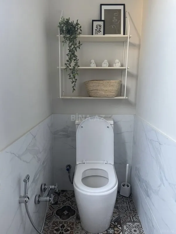 Kirayə verilir 5 otaqlı həyət evi 220 m²