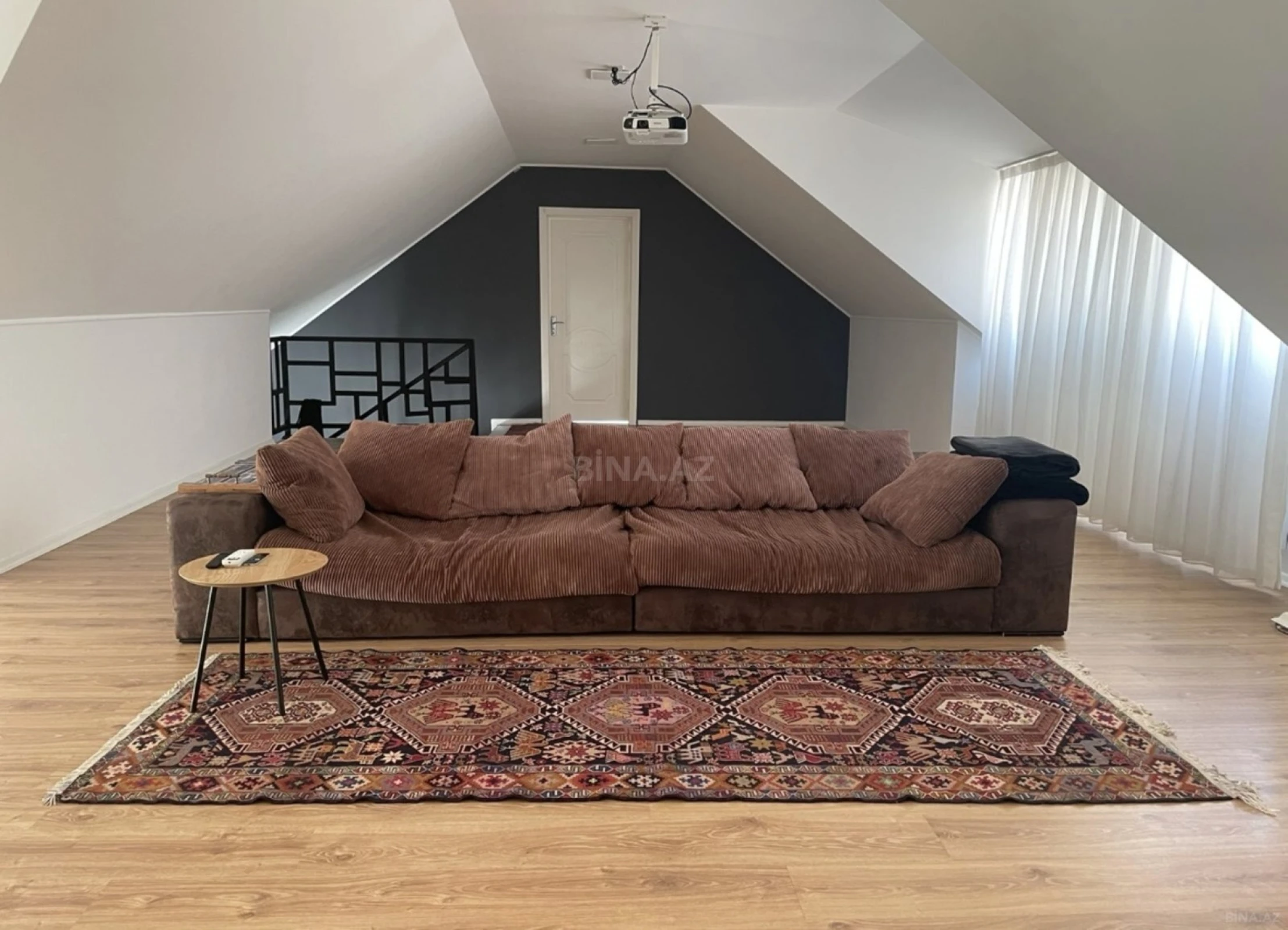 Kirayə verilir 5 otaqlı həyət evi 220 m²