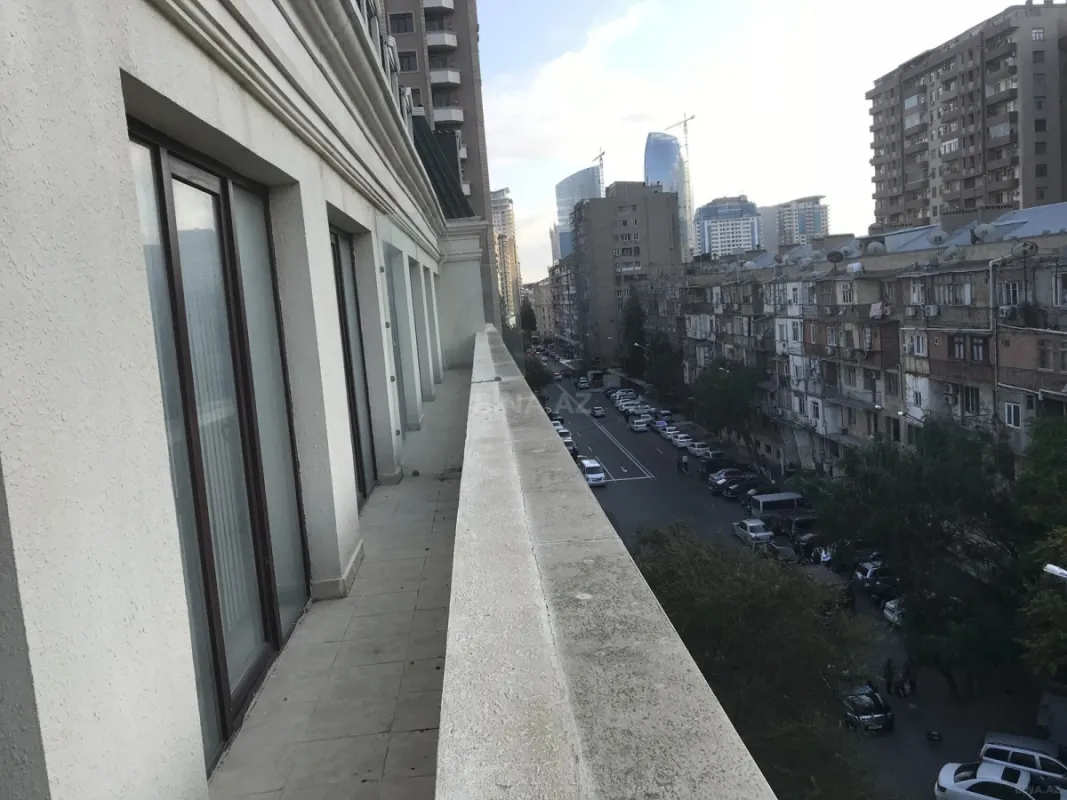 Kirayə verilir 7 otaqlı ofis 250 m²