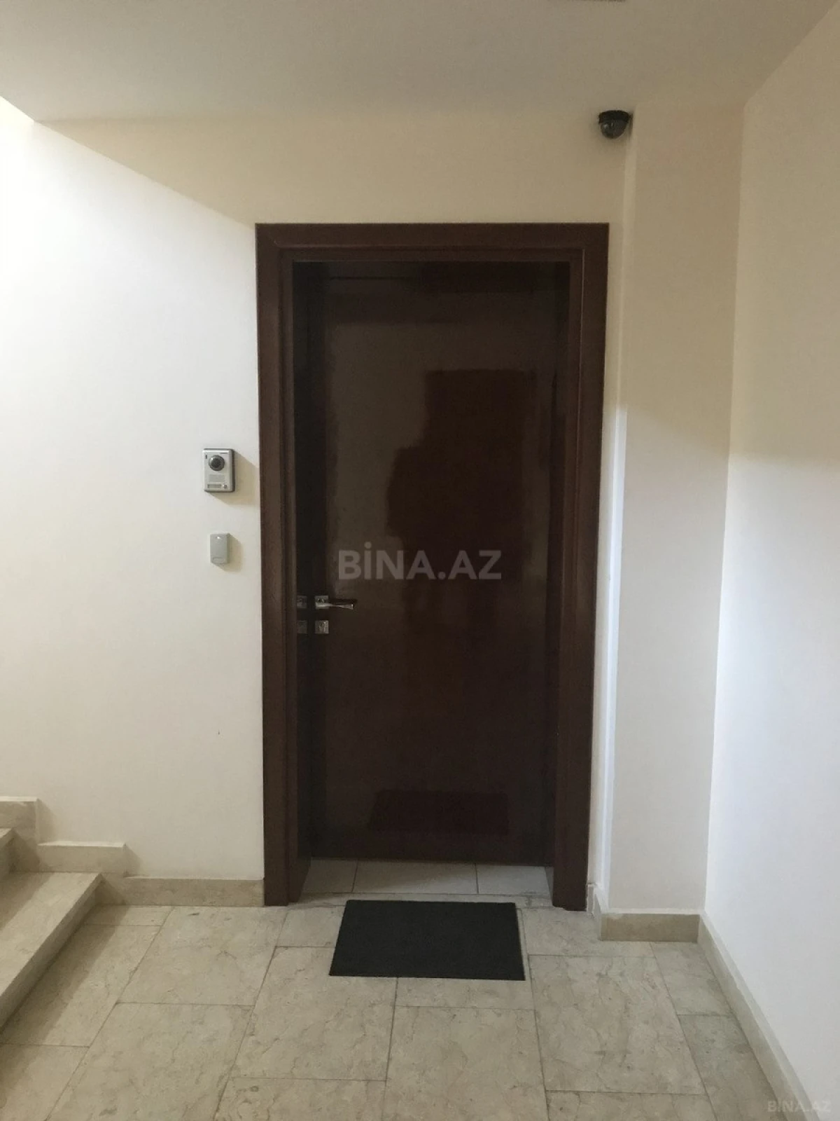 Kirayə verilir 7 otaqlı ofis 250 m²