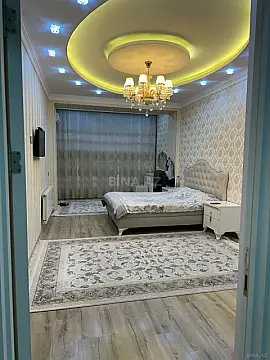Kirayə verilir 2 otaqlı mənzil 100 m²
