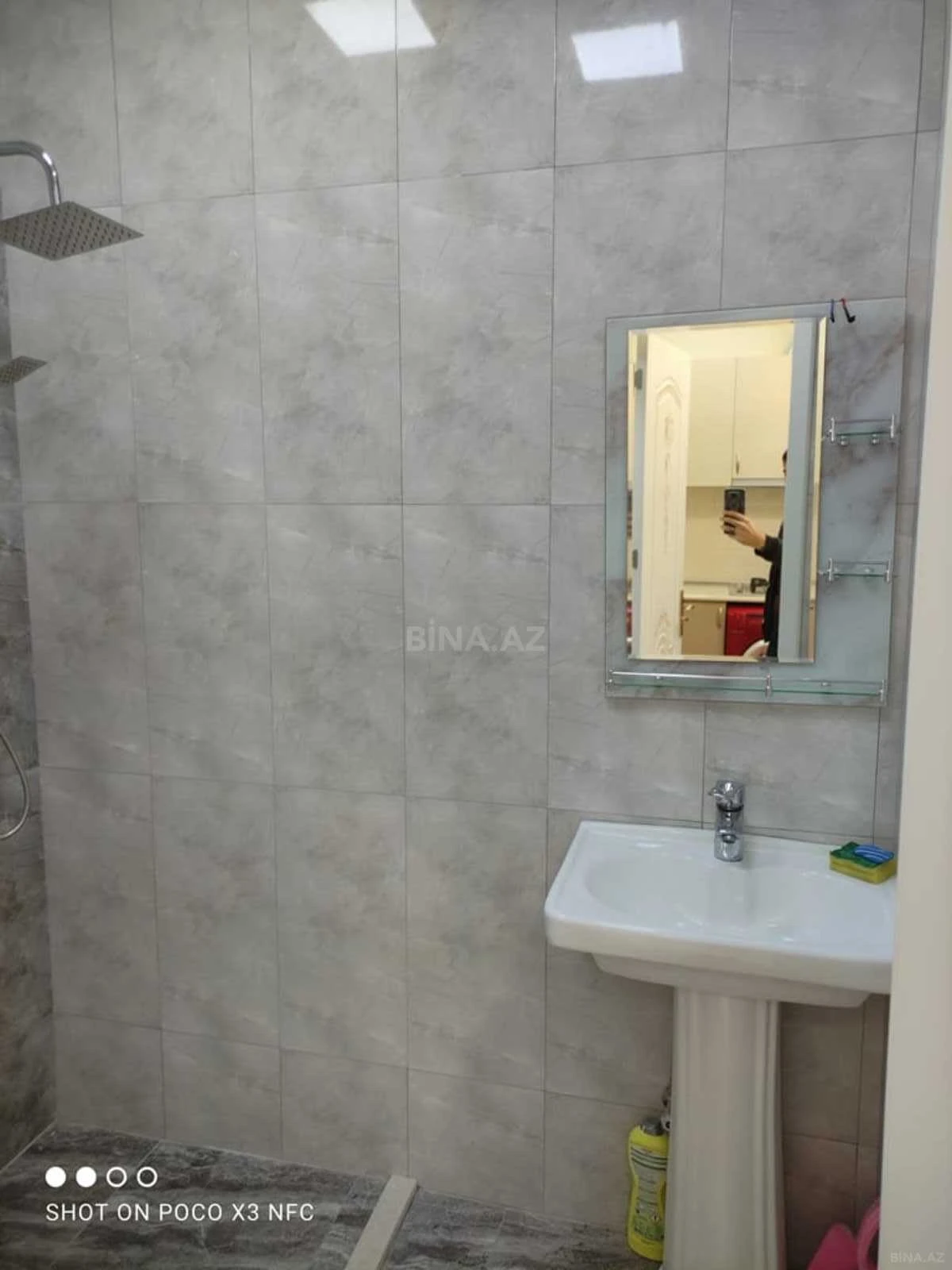 Kirayə verilir 2 otaqlı mənzil 60 m²