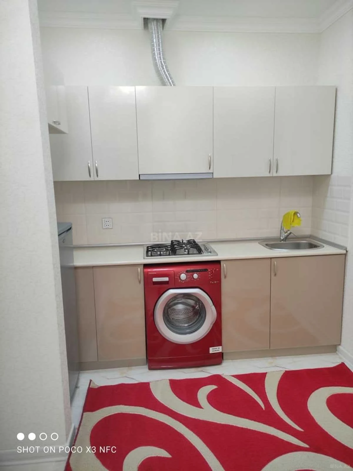 Kirayə verilir 2 otaqlı mənzil 60 m²