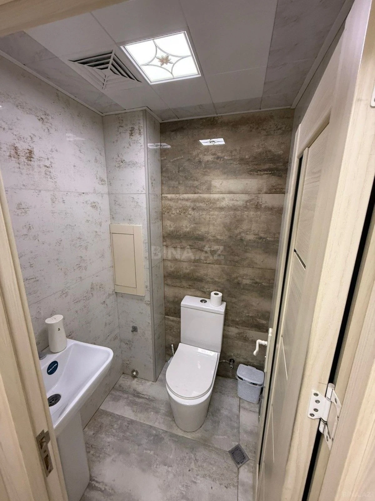 Satılır 3 otaqlı mənzil 105 m²
