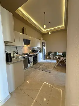 Satılır 3 otaqlı mənzil 105 m²