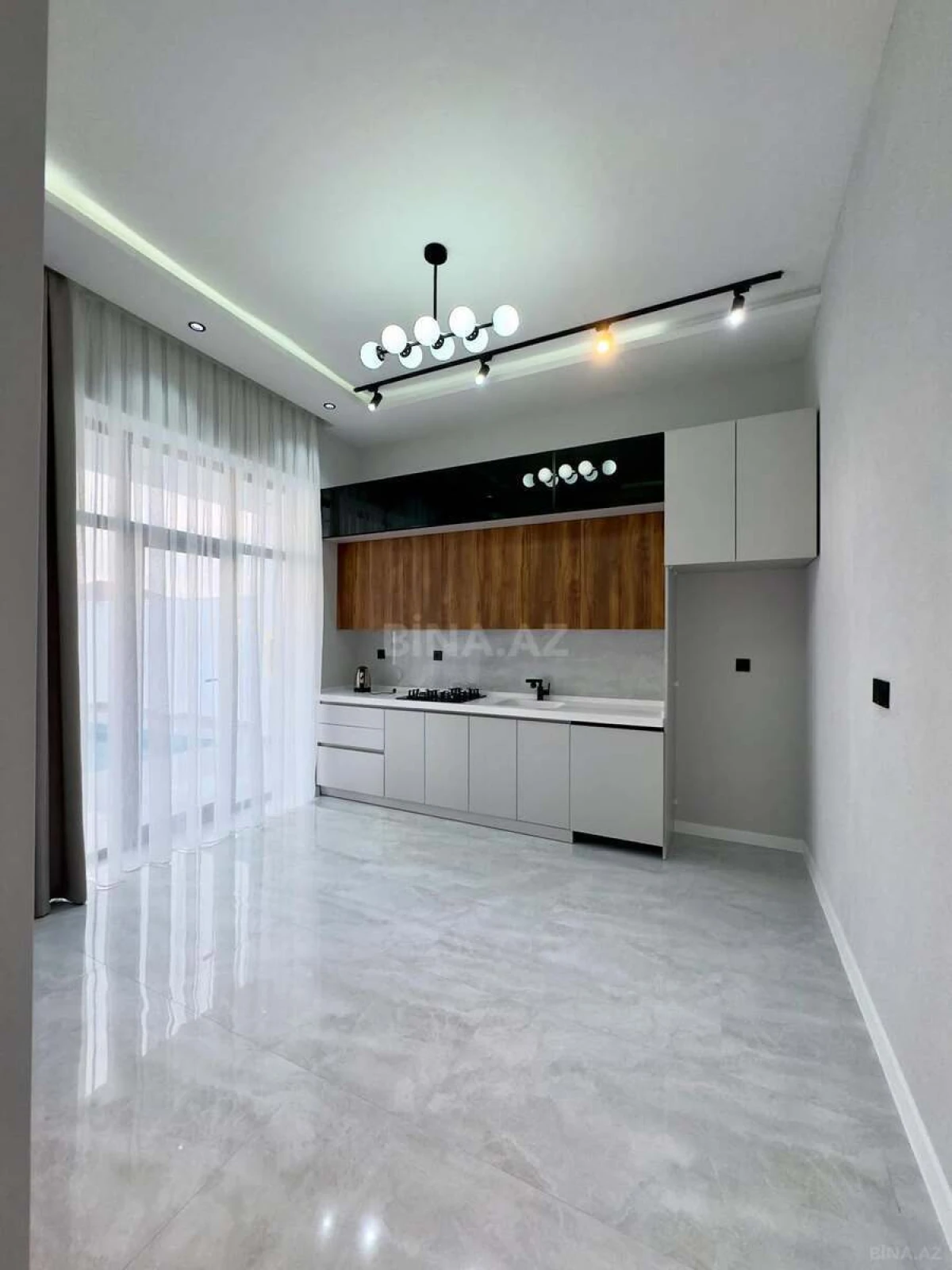 Satılır 4 otaqlı həyət evi 145 m²