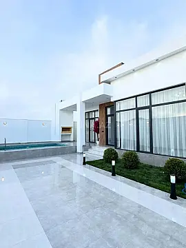 Satılır 4 otaqlı həyət evi 145 m²