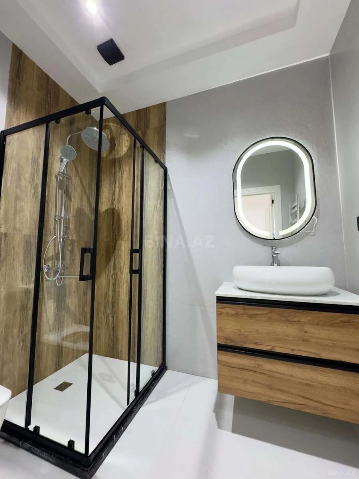 Satılır 4 otaqlı həyət evi 145 m²