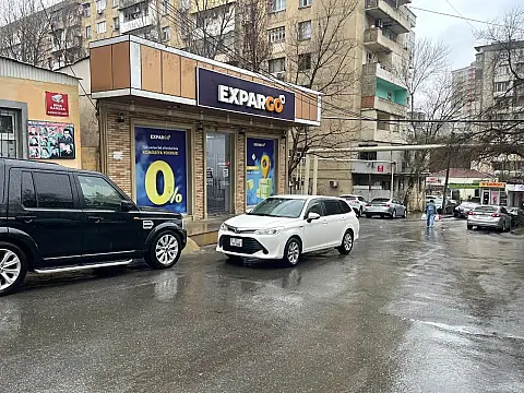 Satılır obyekt 66 m²