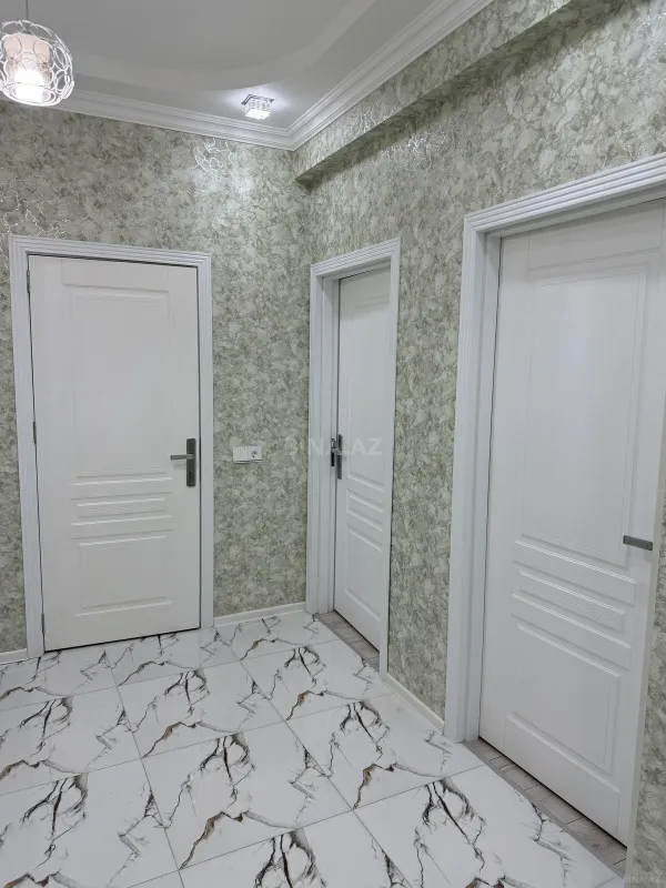 Satılır 2 otaqlı mənzil 68 m²