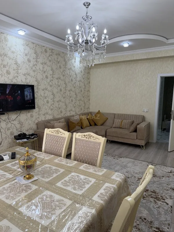 Satılır 2 otaqlı mənzil 68 m²