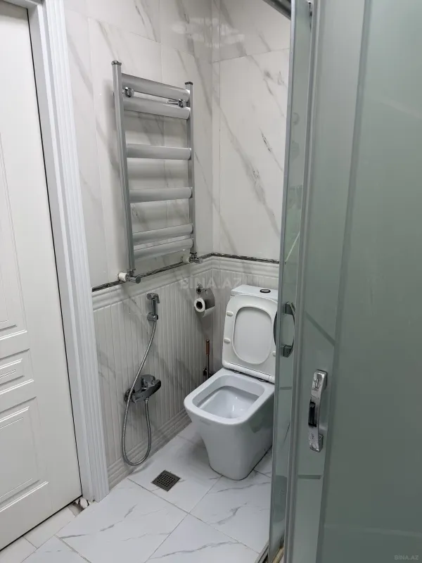 Satılır 2 otaqlı mənzil 68 m²