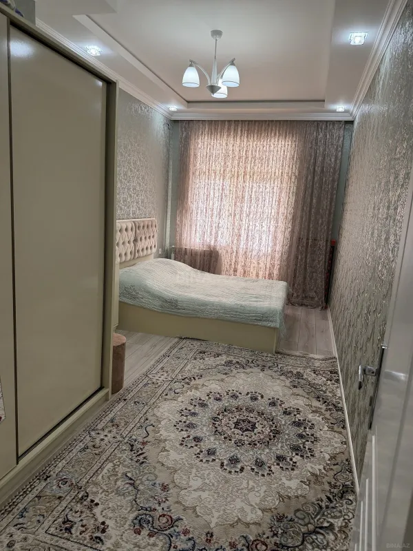 Satılır 2 otaqlı mənzil 68 m²