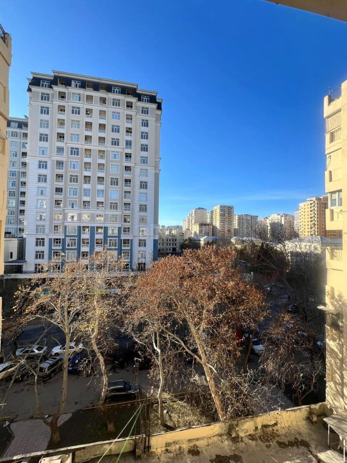 Satılır 3 otaqlı mənzil 85 m²